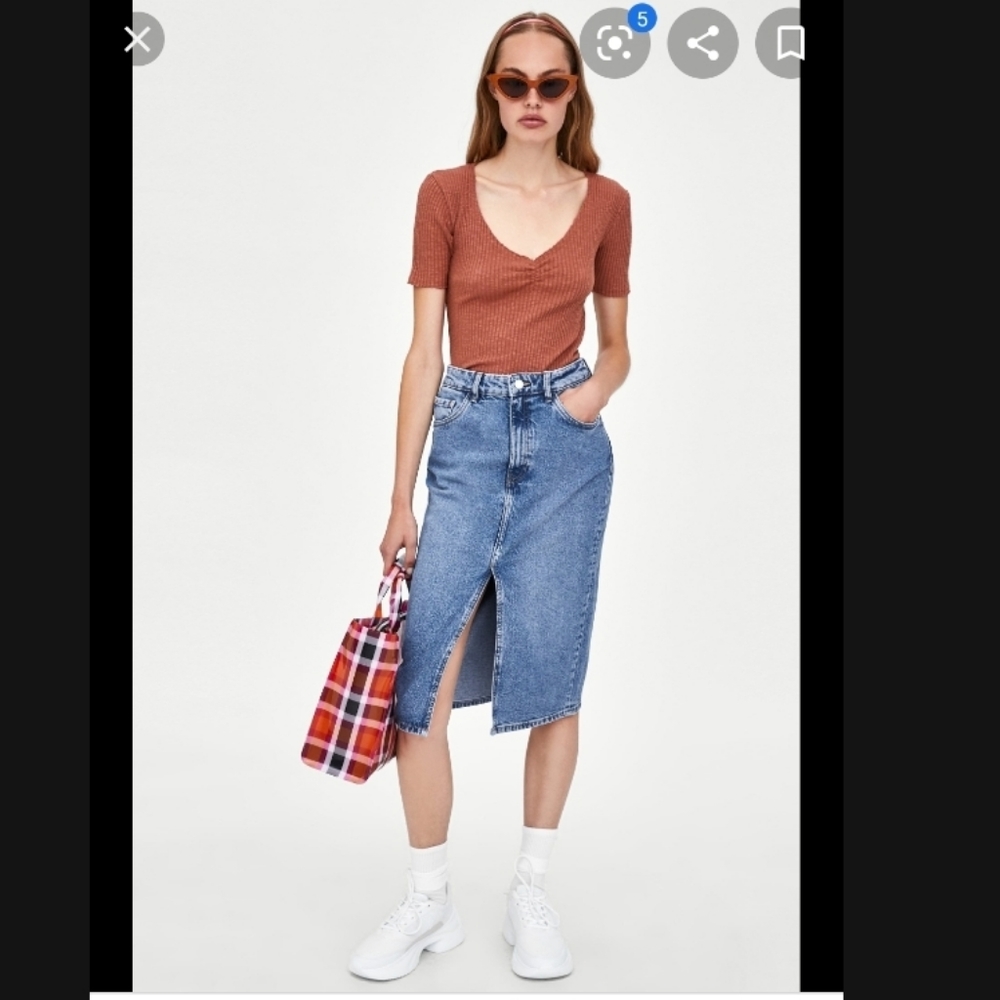 Zara knee length Denim Skirt
